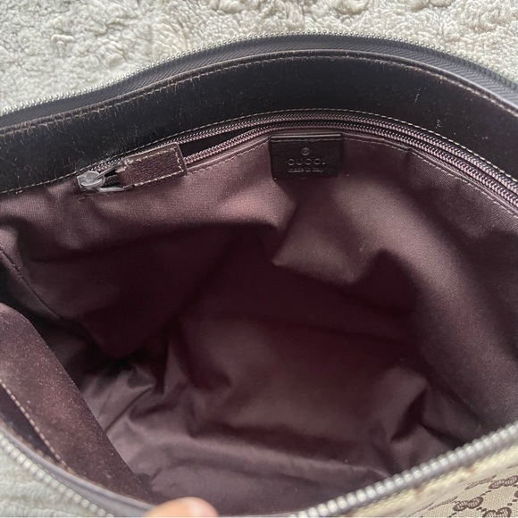 Gucci Cream and Brown Messenger Bag with Signature GG Pattern - Picture 11 of 13